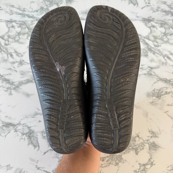 Naot Women 38 US 7 Kirei Mary Jane Shoe Black Nubuck Leather Comfort Flat Casual - Picture 5 of 6